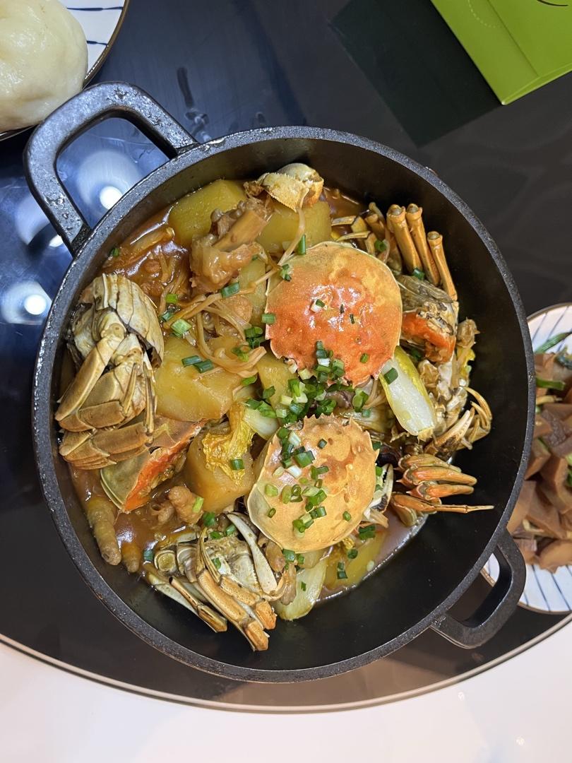 踢馆胖哥俩的肉蟹煲