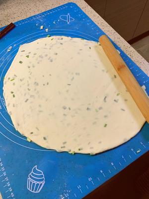 千层葱油饼的做法的做法 步骤8