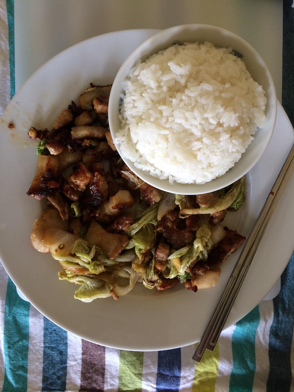 阿婆手撕包菜