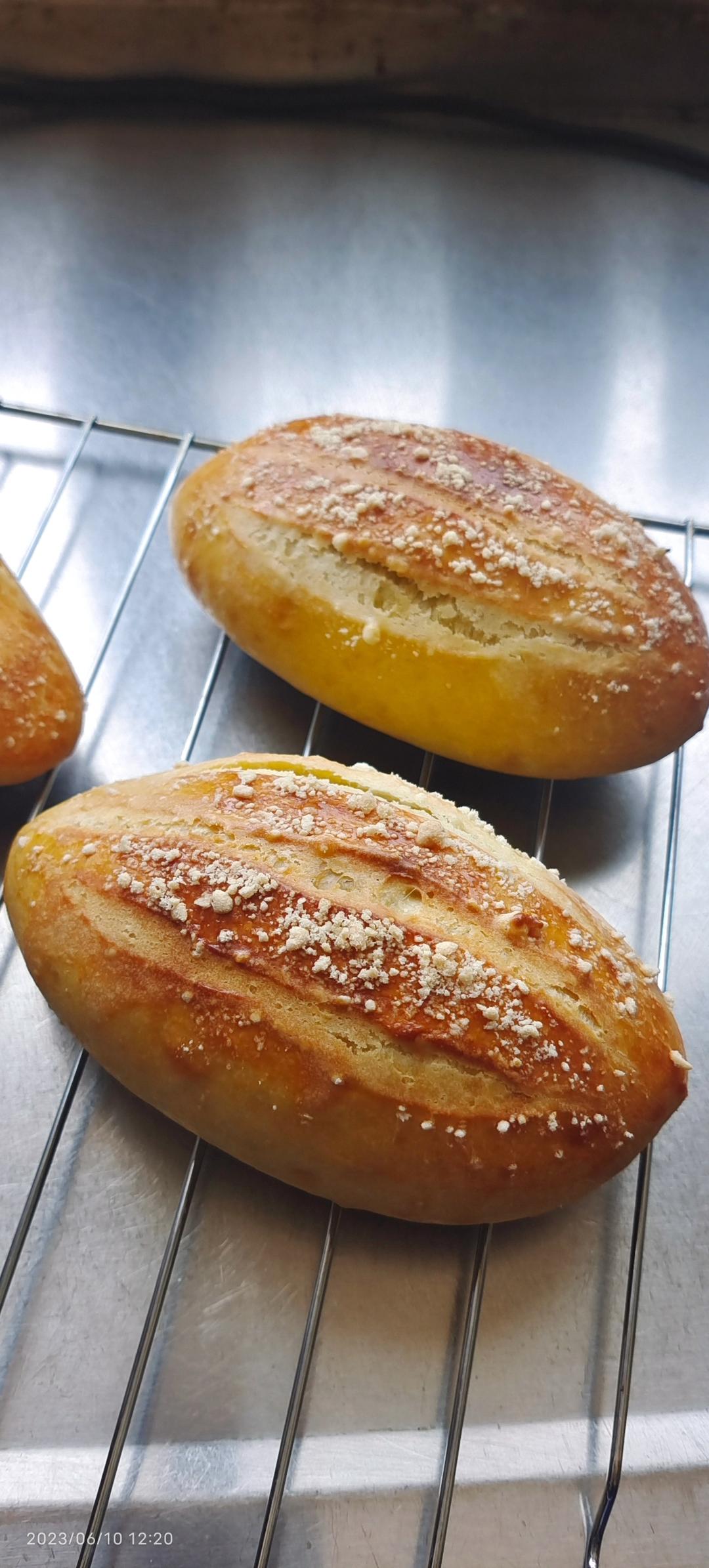 【芋泥咸蛋黄软欧】乐乐茶同款，外酥里软会爆浆！