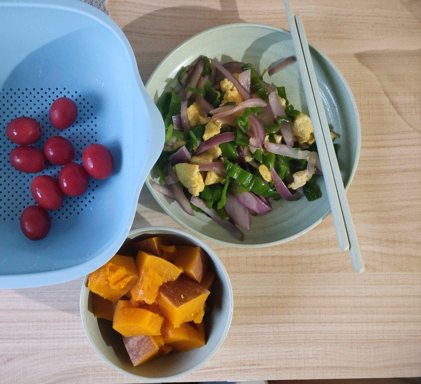 洋葱青椒炒鸡蛋