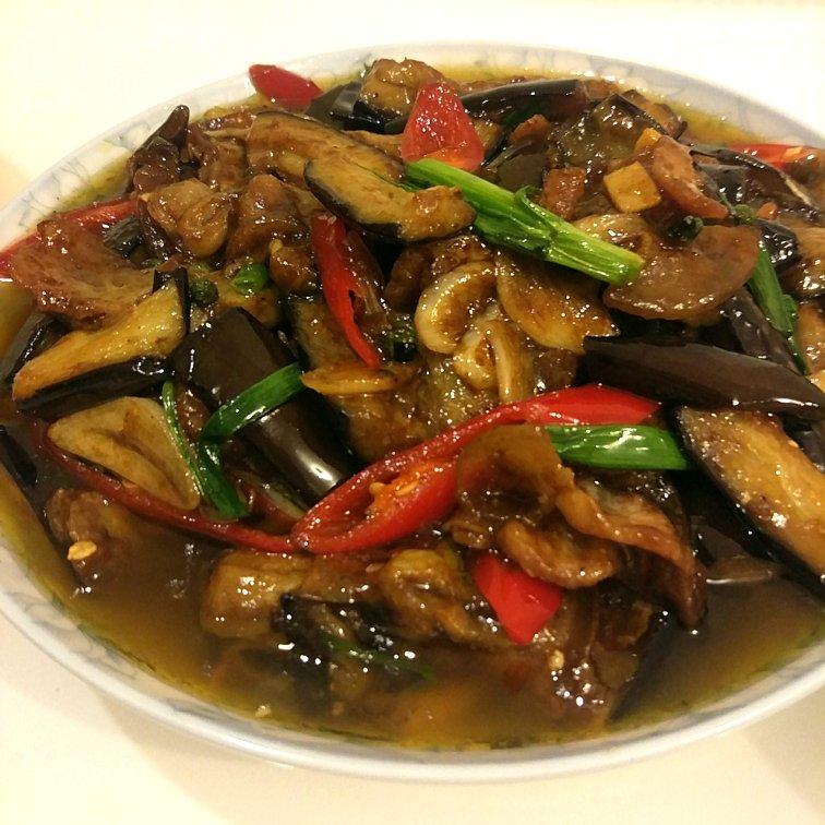 堂妈小厨——红烧茄子