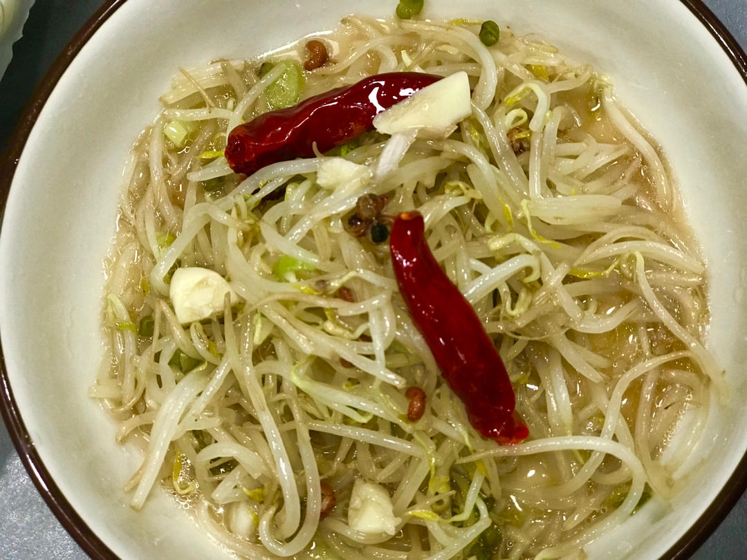 醋溜豆芽的做法