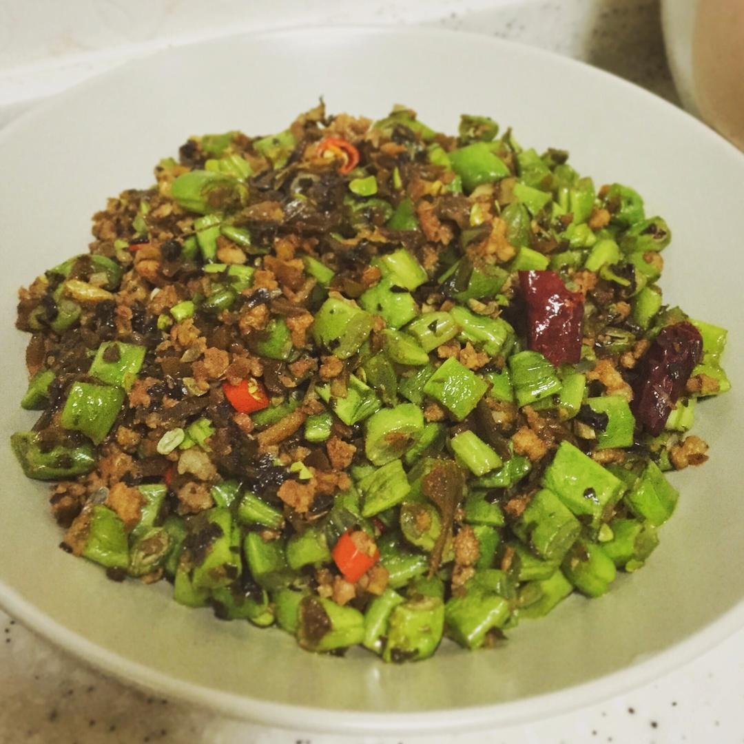 榄菜肉末四季豆