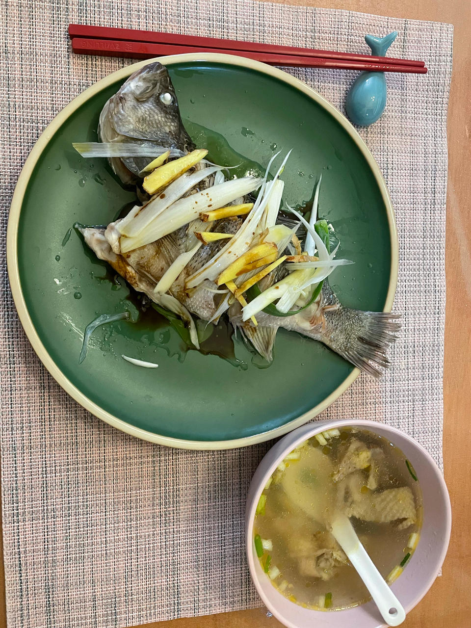 清蒸鲈鱼