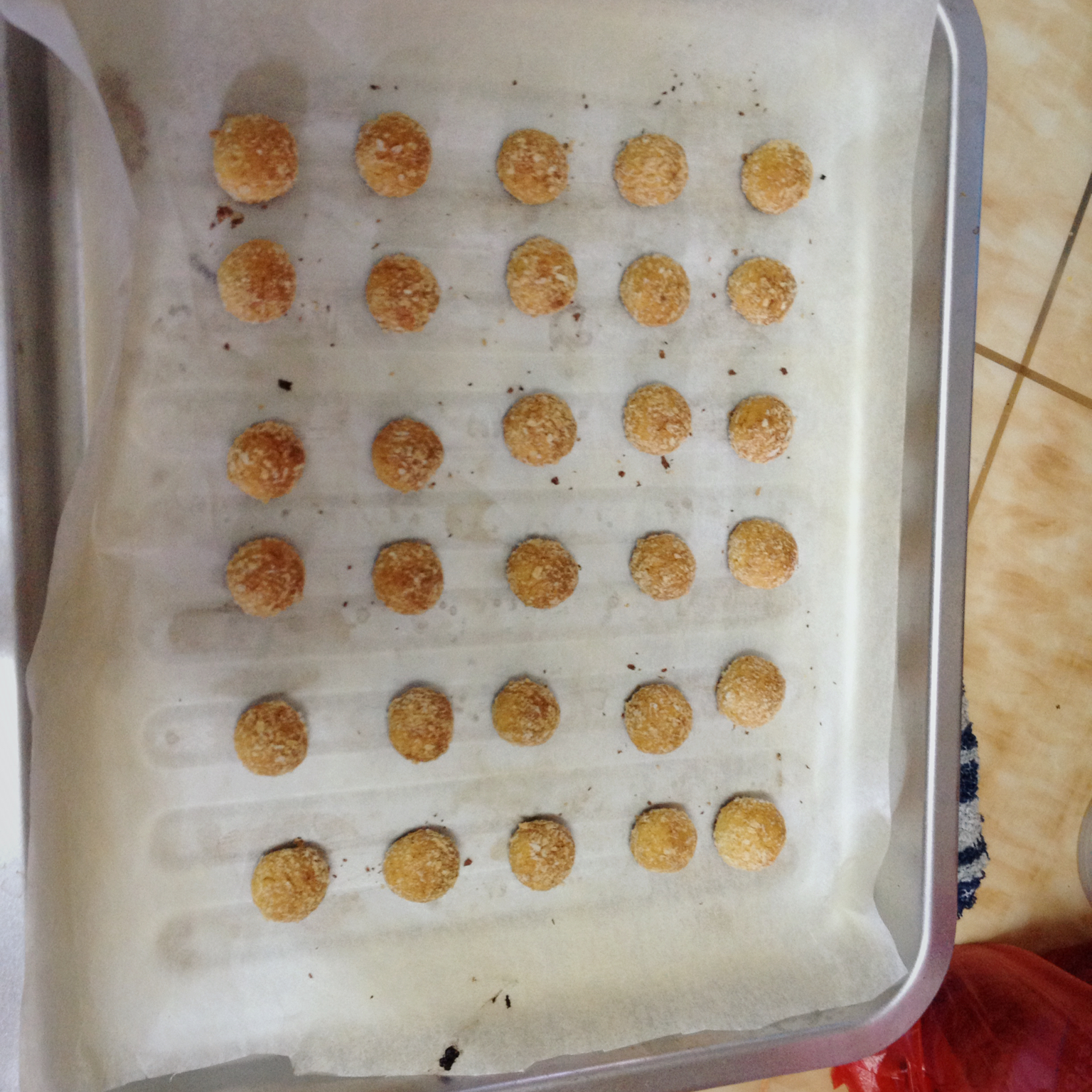 【视频】椰蓉小酥球（消耗蛋黄）童年美食