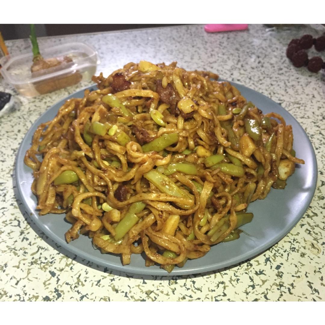 豆角焖面