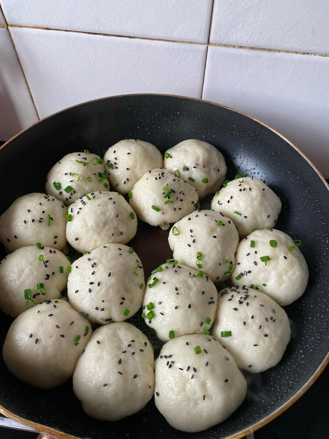 生煎馒头（生煎包），半发酵+皮冻，金黄酥脆汤汁诱惑