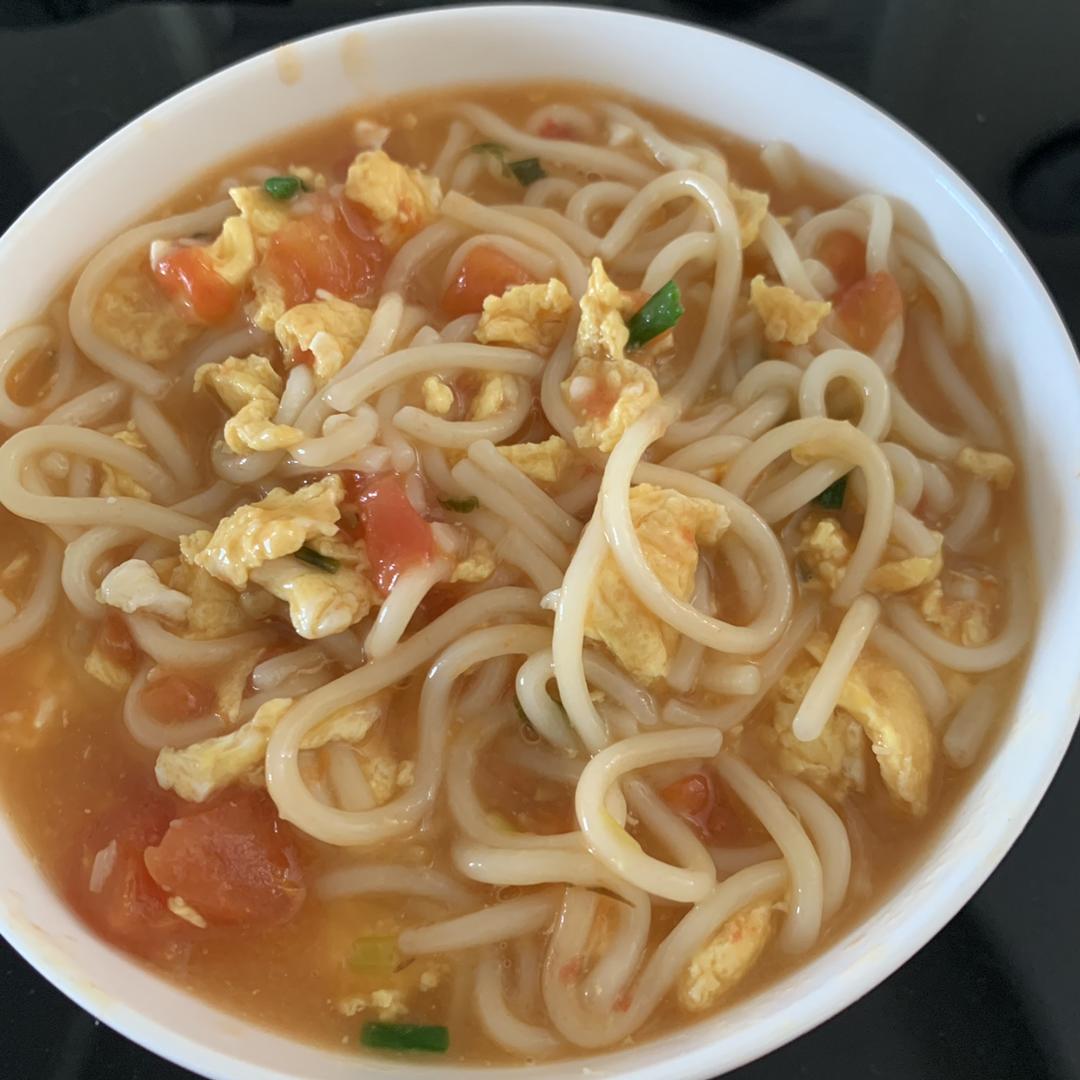 恨不得抱着锅舔的番茄鸡蛋面