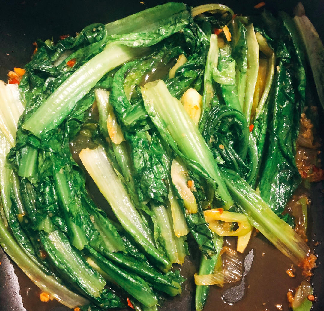 蒜蓉耗油清炒油麦菜，减脂快手菜，宝宝超爱，傻瓜步骤，屡试不爽，好吃且下饭，鲜香爽口！！