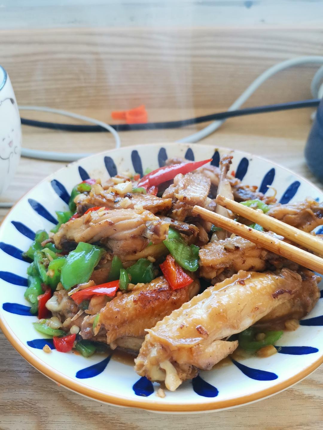 蒜香鸡翅，这才是鸡翅最好吃的做法