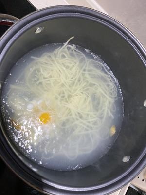 清汤面 荷包蛋的做法 步骤4