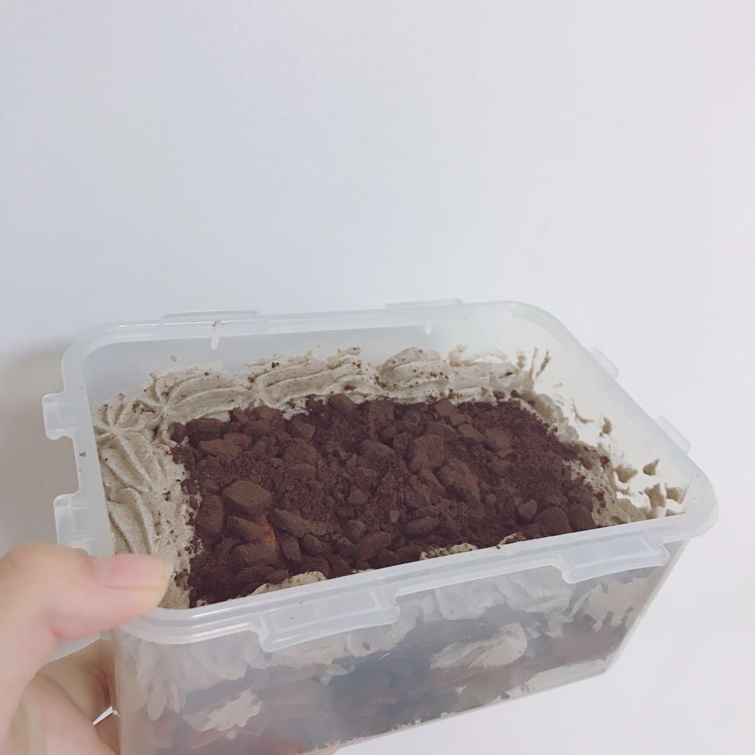 好吃到流泪的奥利奥咸奶油盒子蛋糕