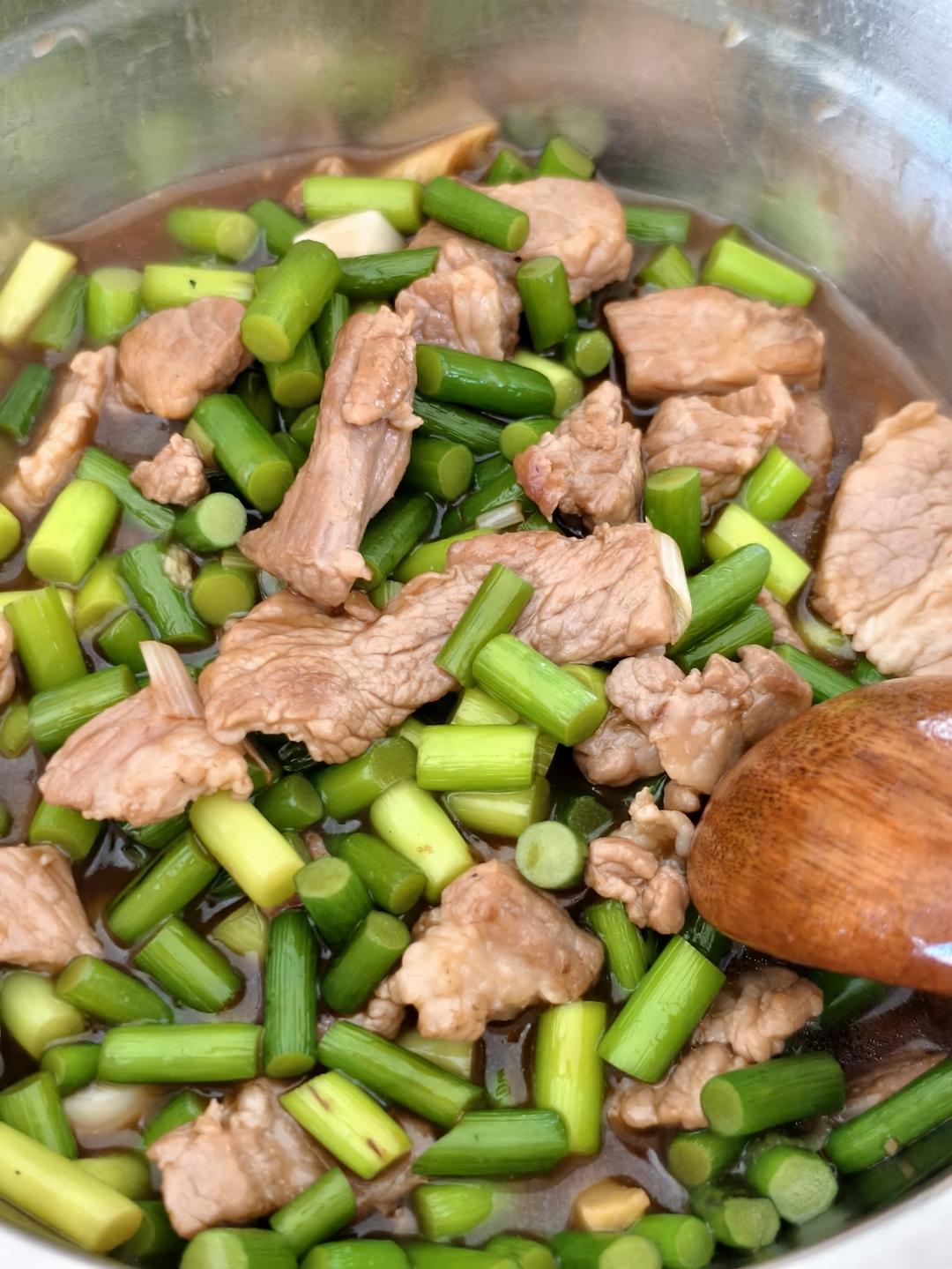 蒜苔炒肉末，三碗米饭都不够吃