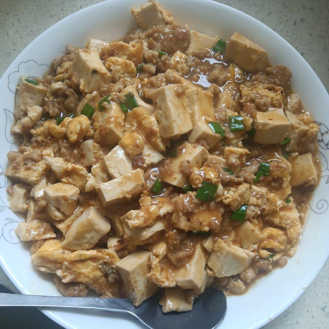 入口即化的肉沫鸡蛋包豆腐