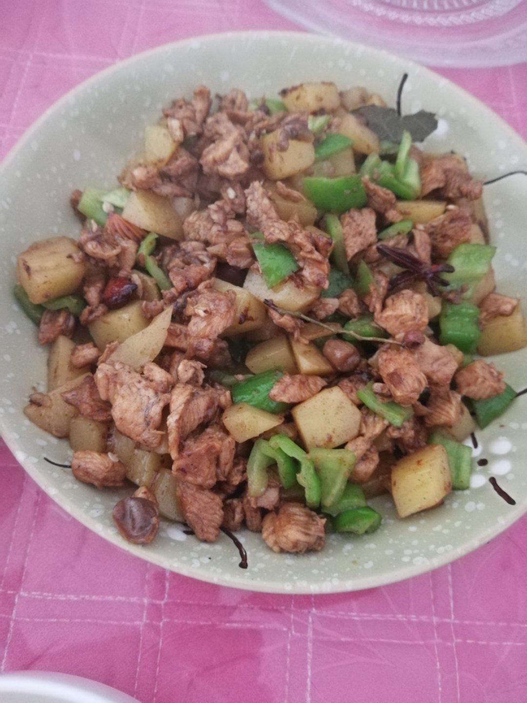 一道怎么做都好吃的干煎土豆鸡丁（红烧，咖喱，椒盐，孜然）