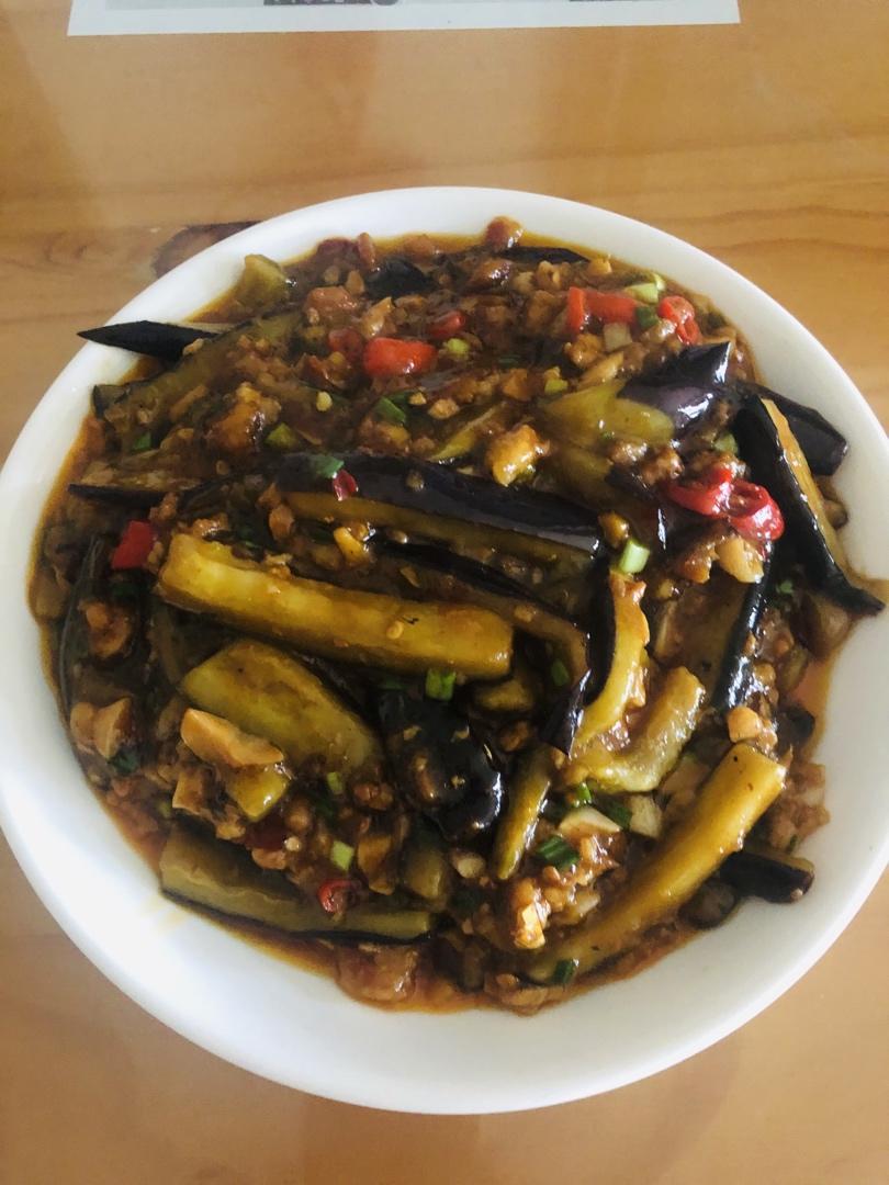厨师长教你：“肉末烧茄子”的家常做法，口感软糯适合下饭，收藏