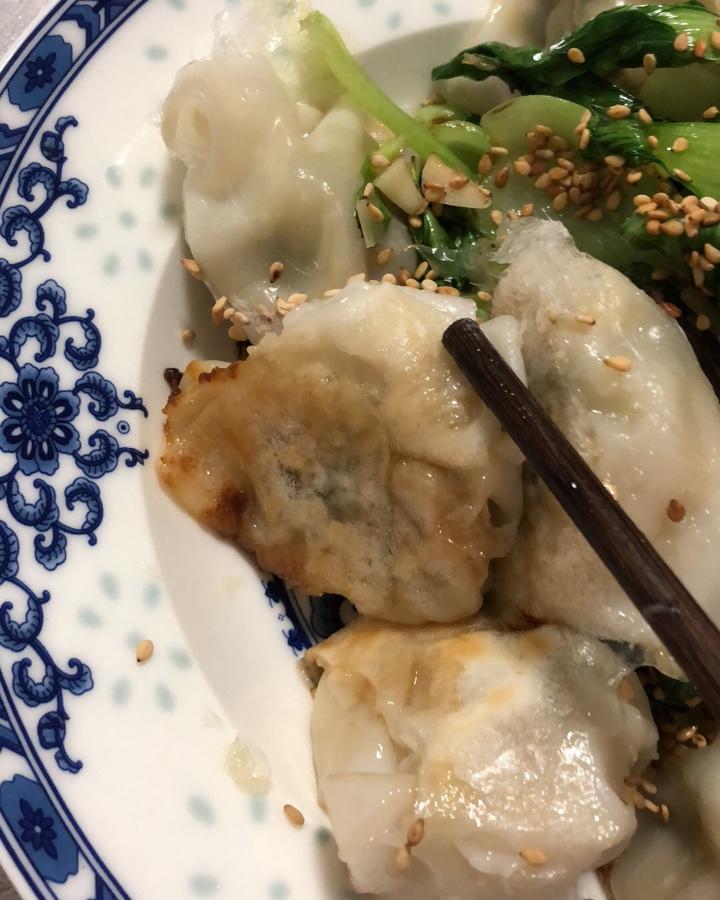 独居食趣-生煎小馄饨