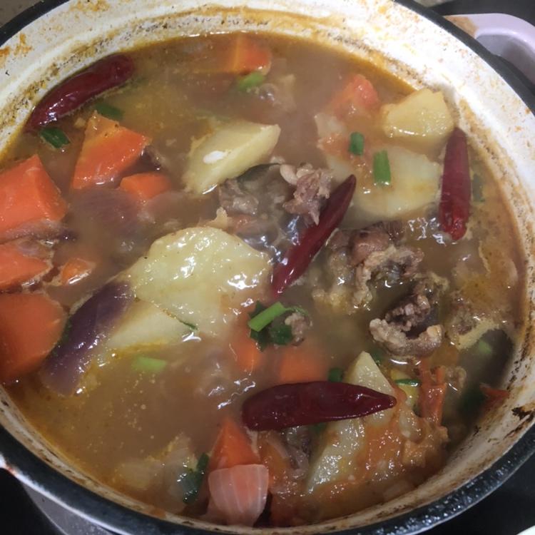番茄土豆炖牛腩