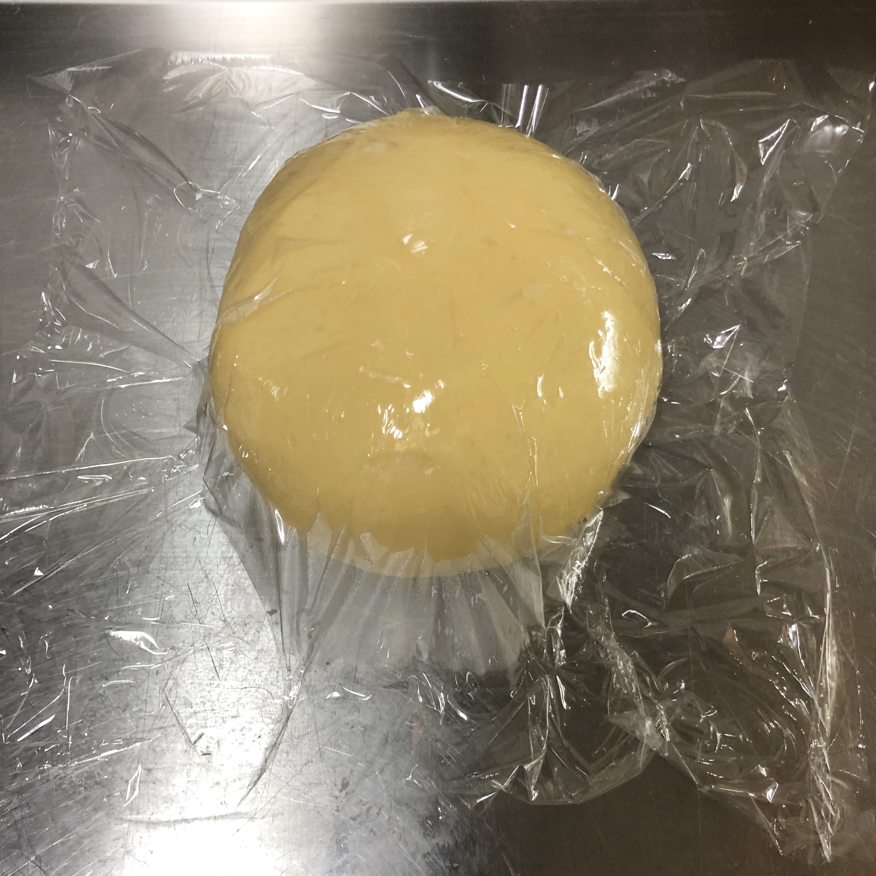 小美制作盐香面包卷的做法 步骤3