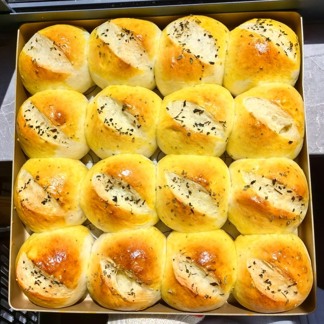 云朵般柔软的土豆餐包