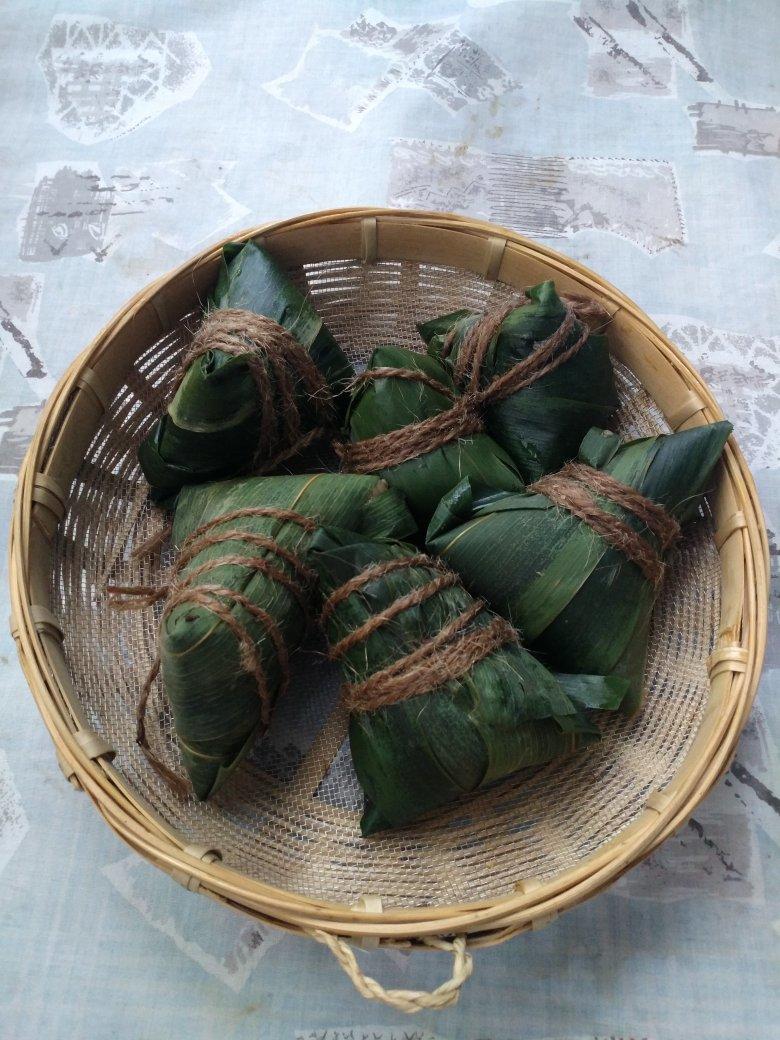 一分钟学会包粽子（视频）