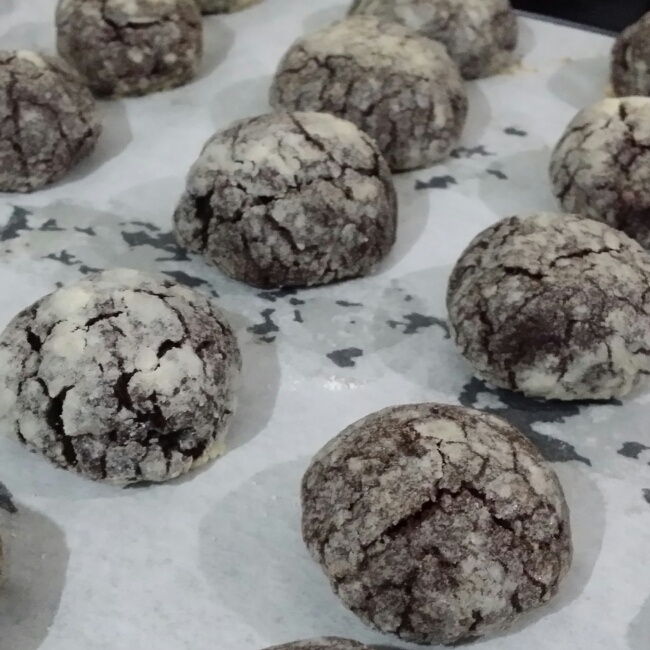 巧克力裂纹曲奇