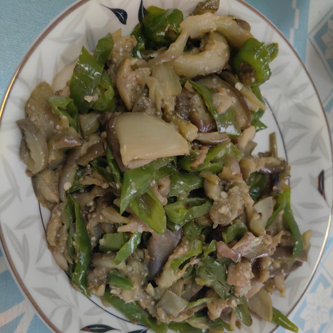 青椒炒茄子