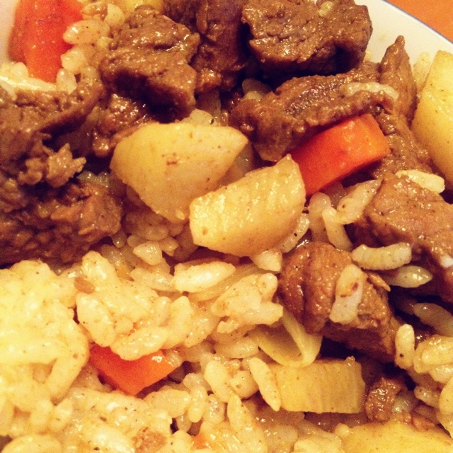 牛肉山药咖喱饭