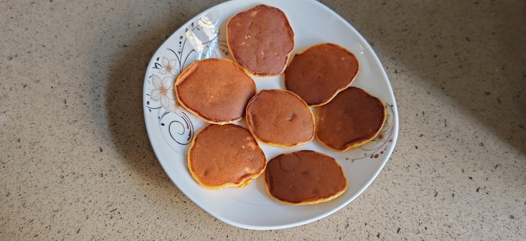 一岁宝宝辅食：奶香南瓜饼