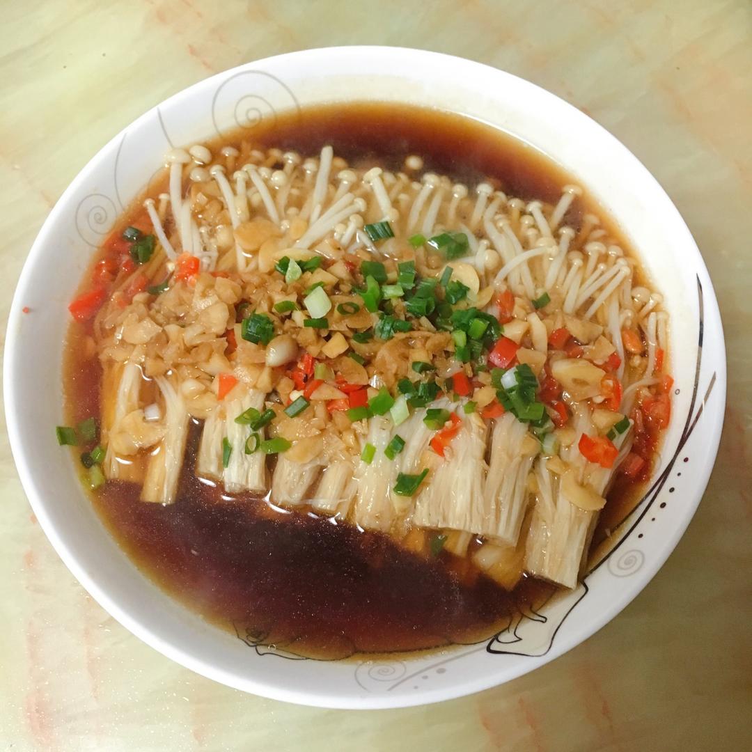 剁椒金针菇