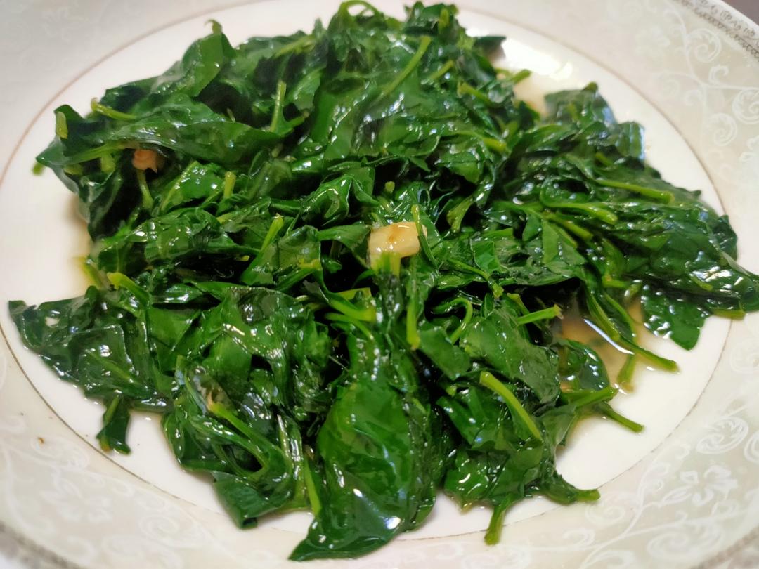 清炒枸杞菜