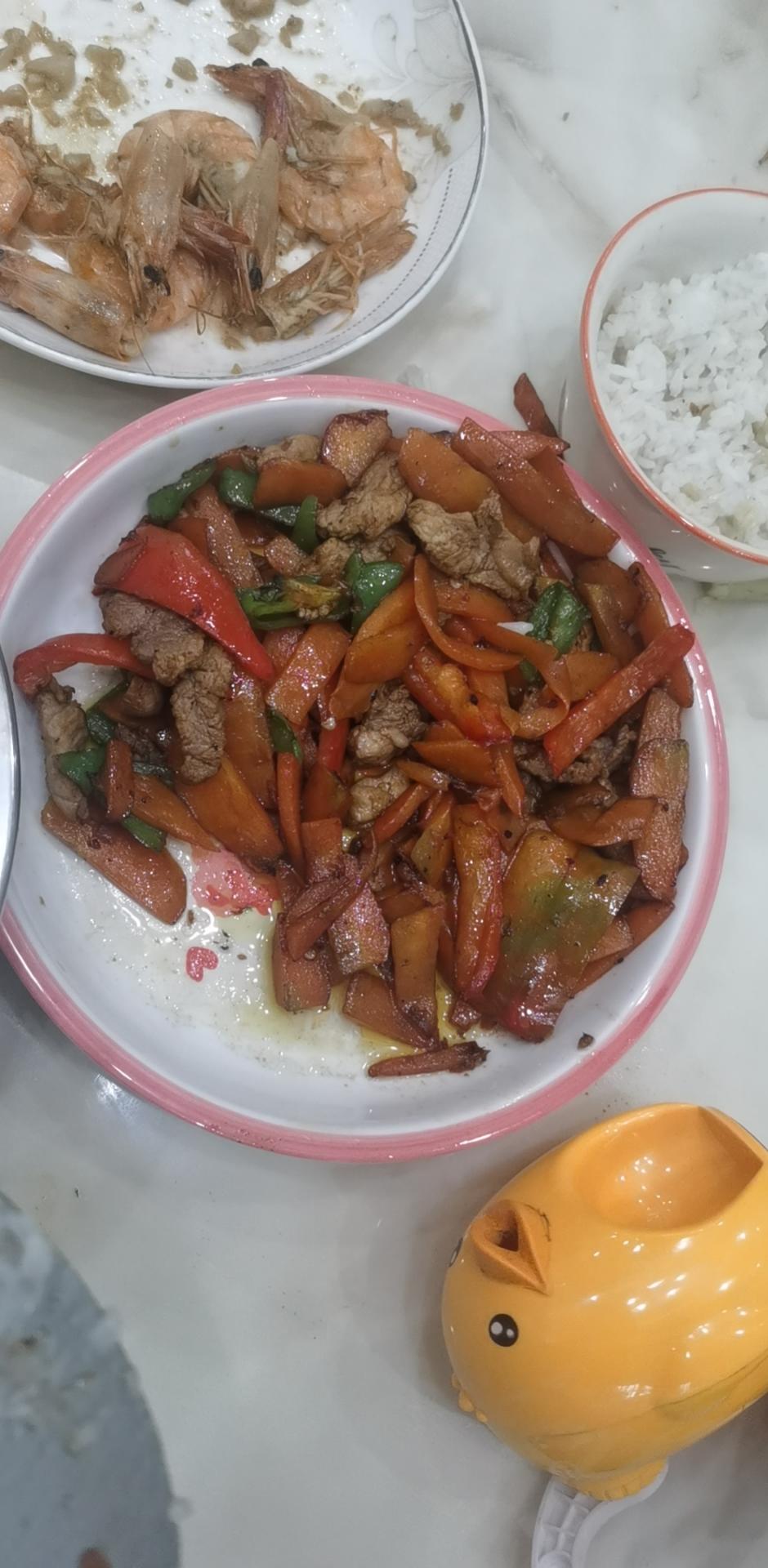 超下饭的胡萝卜炒肉