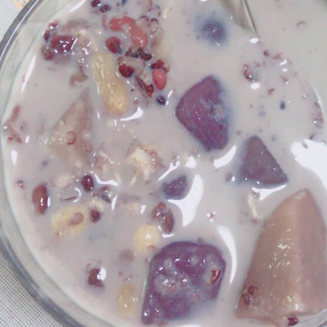 紫薯泥芋圆碗（自制鲜芋仙低脂甜品）