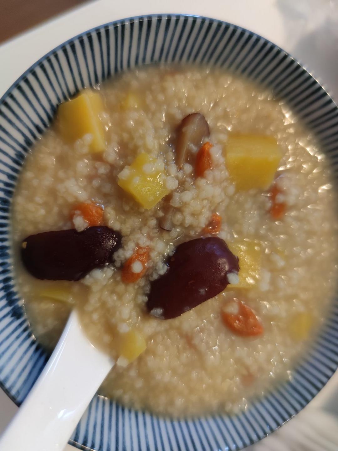 补气血的小米粥