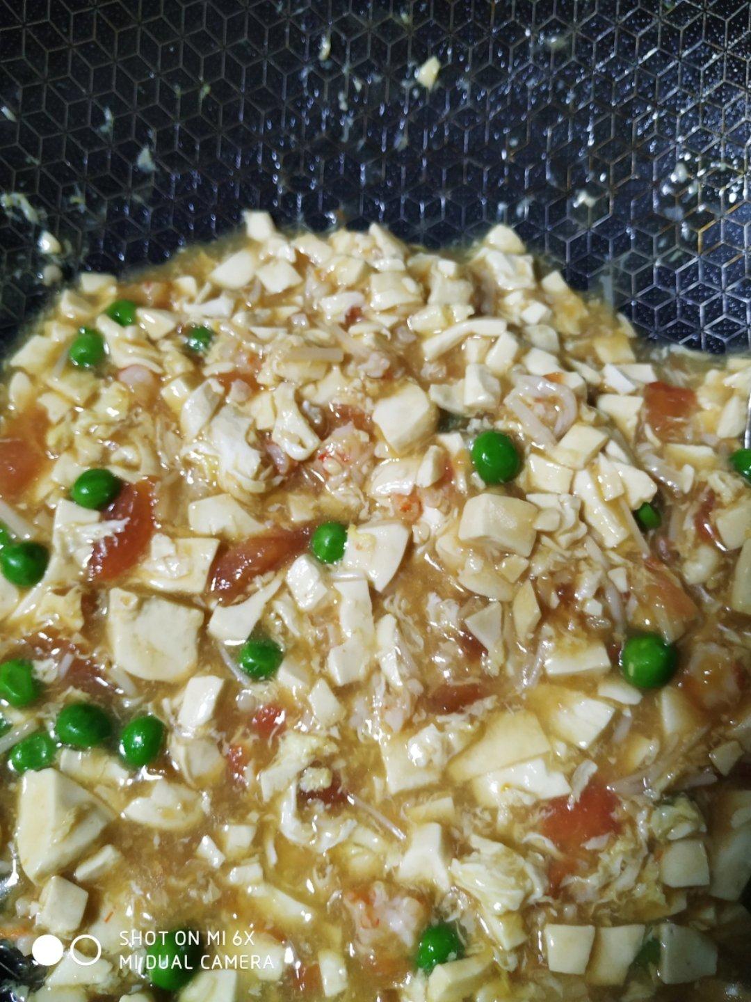 鸡蛋西红柿豆腐羹