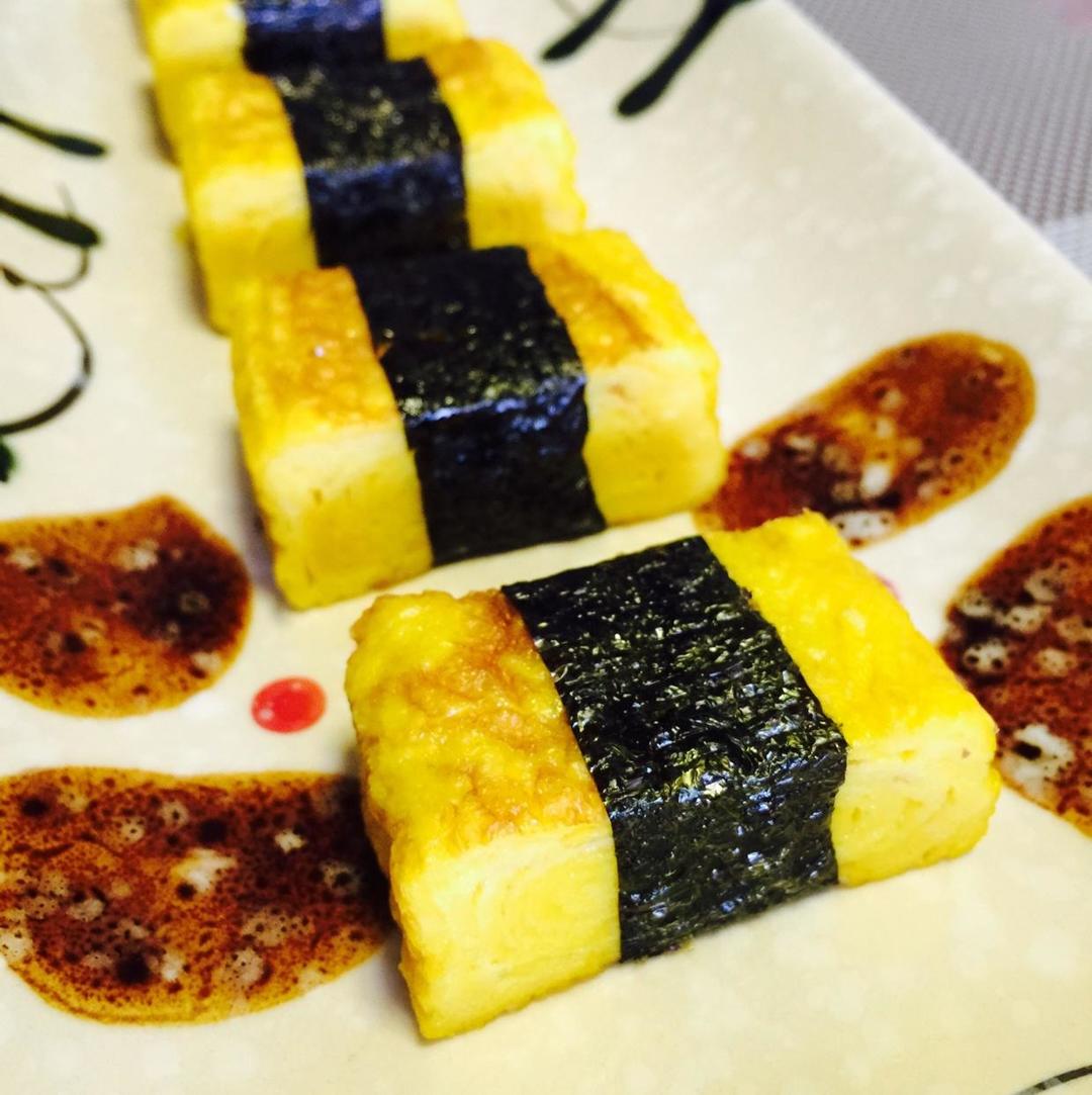 海苔蛋烧 作者来自于：云厨房GEGE的做法