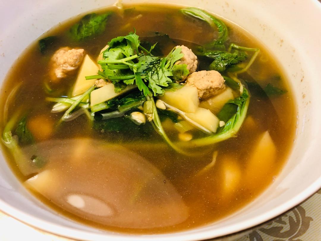 小白菜炖土豆条