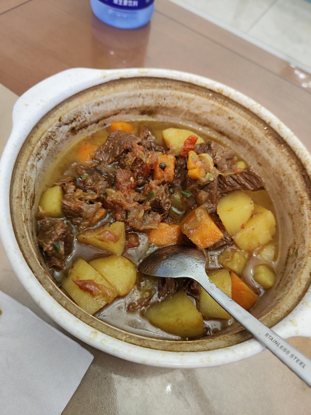 番茄土豆炖牛腩