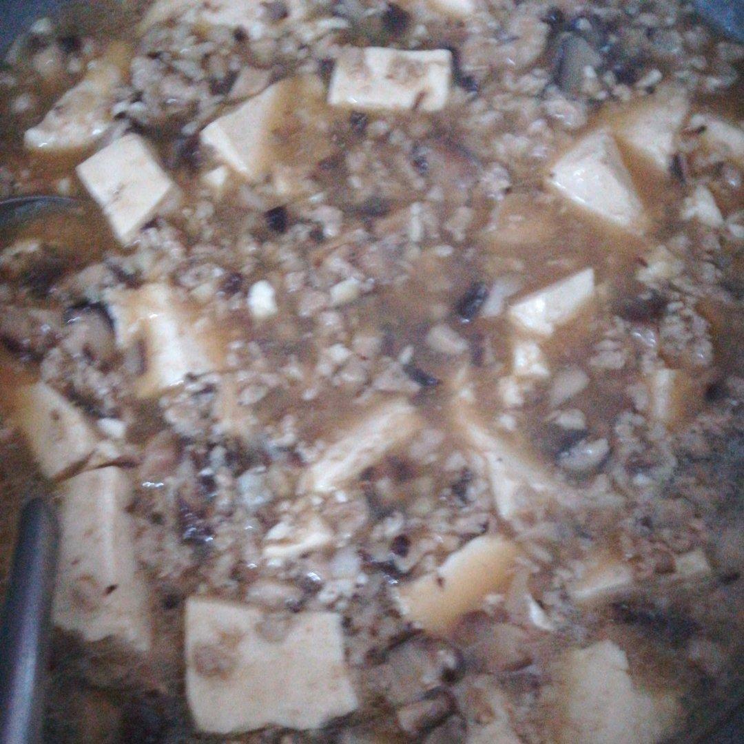 超级下饭的香菇肉沫豆腐