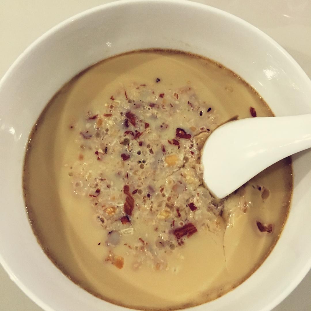 烟花易冷_gbr1做的香浓核桃炖蛋