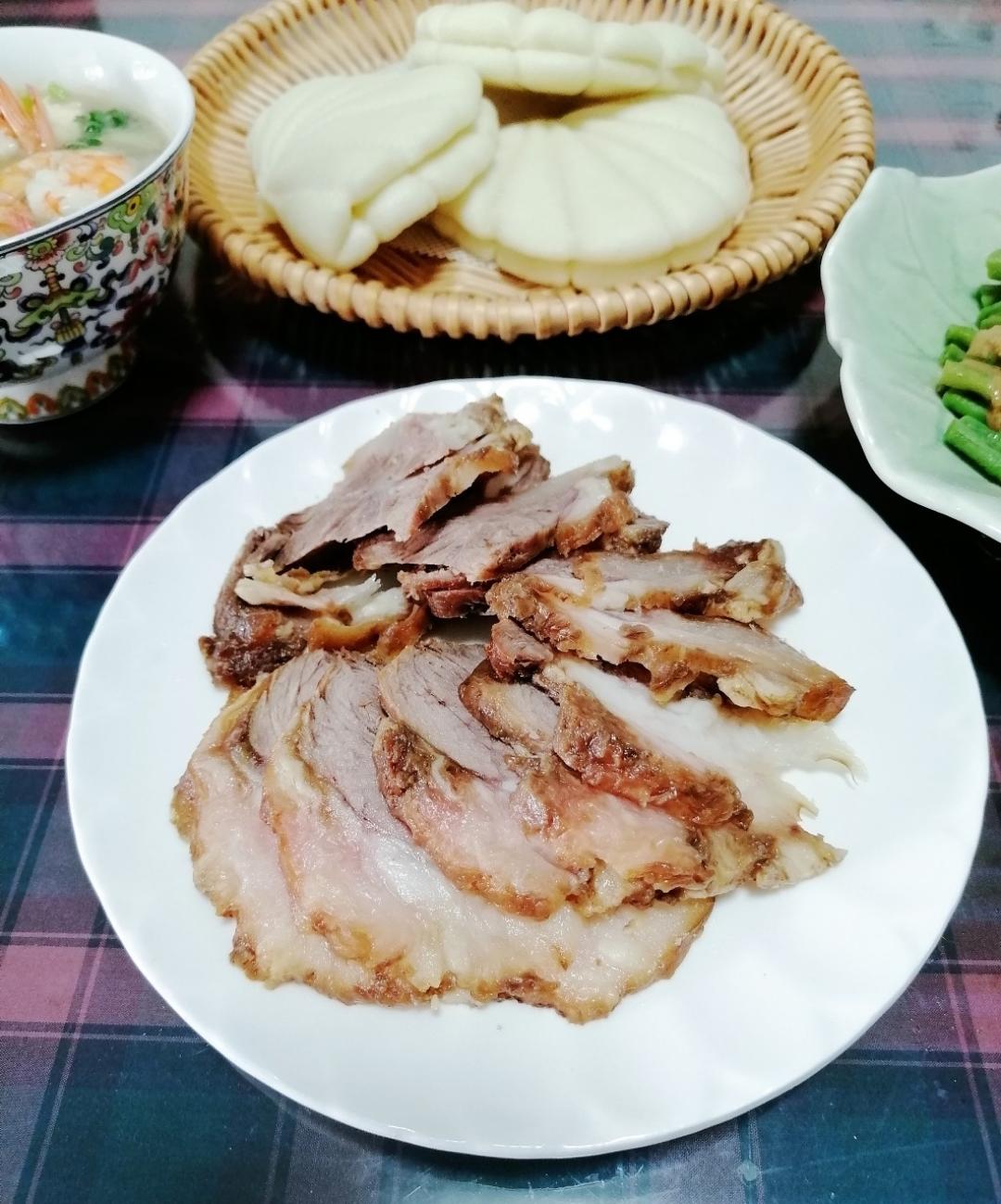 荷叶饼夹鸡柳（内附荷叶饼的做法）