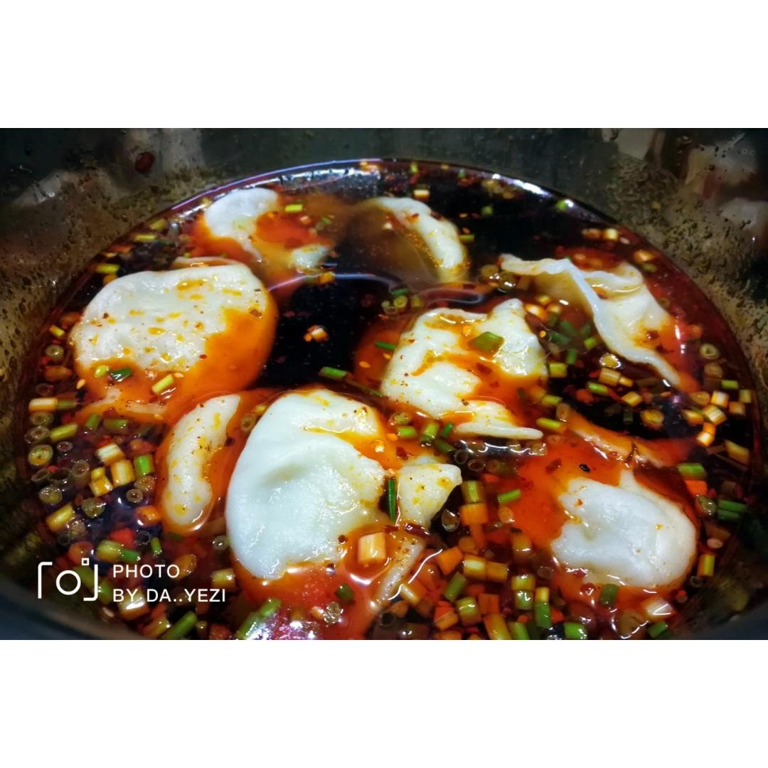 【西安小吃系列】 11:回民街牛肉韭黄酸汤水饺
