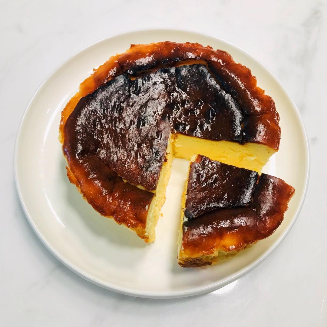 巴斯克芝士蛋糕–from @yuka_cm_cafe