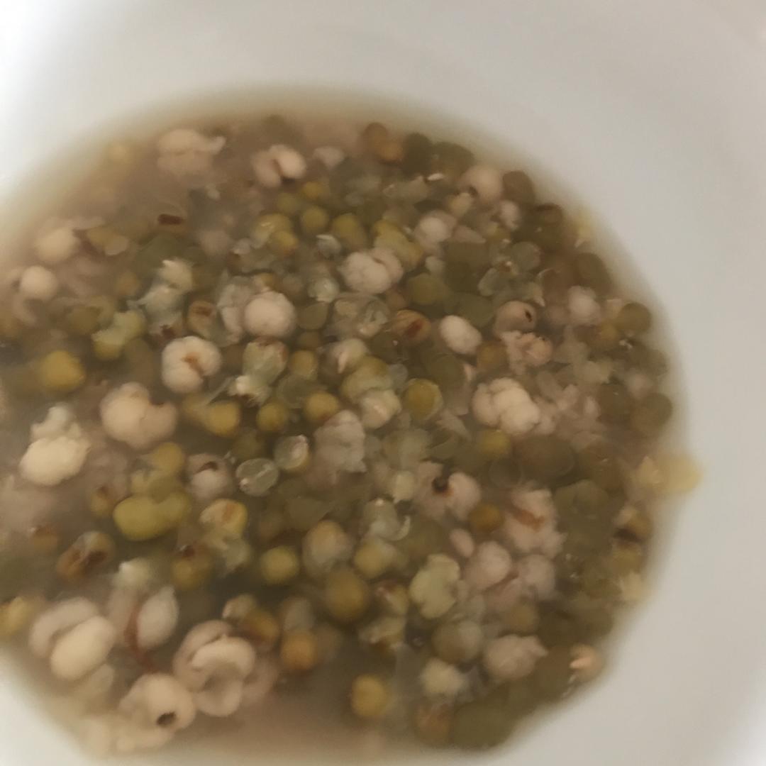 薏仁绿豆粥、汤、浆