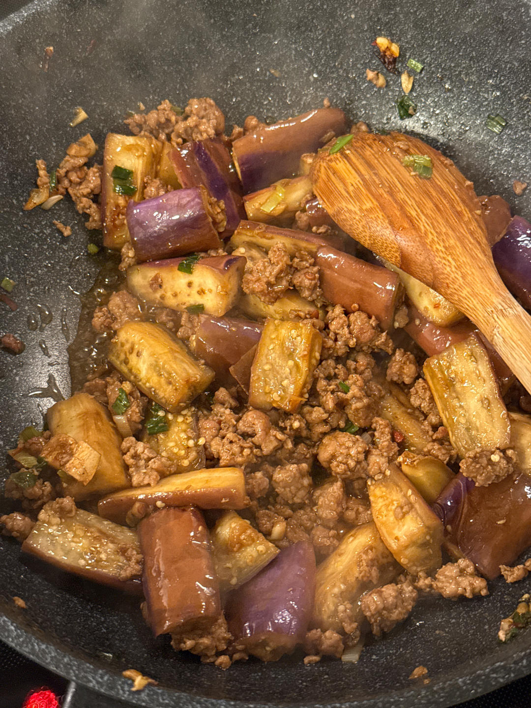 橘丽丝的肉末茄子呀