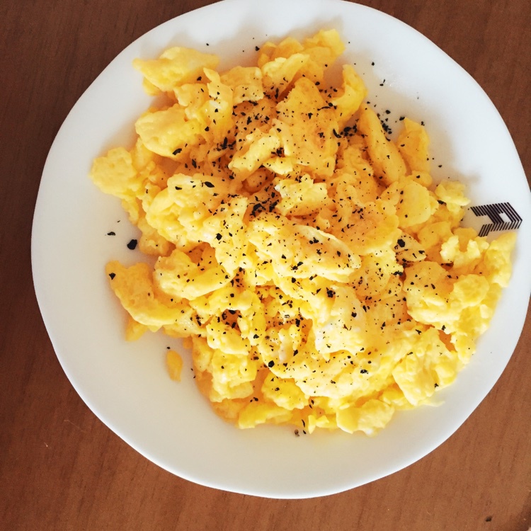 美式炒蛋 scrambled eggs