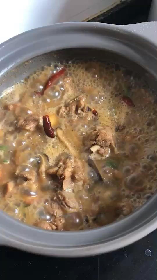 比饭店好吃很多倍的黄焖鸡