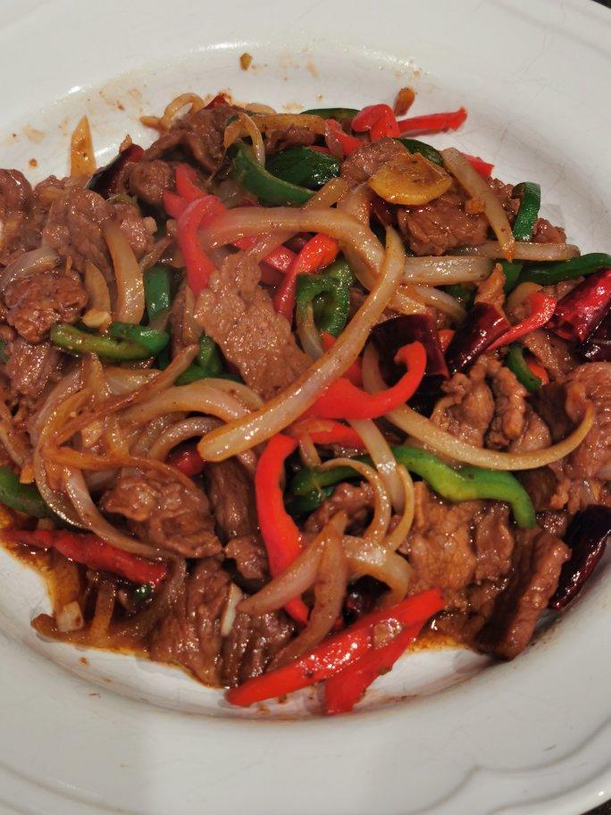 【小高姐】青椒牛肉 如何炒出嫩滑的牛肉