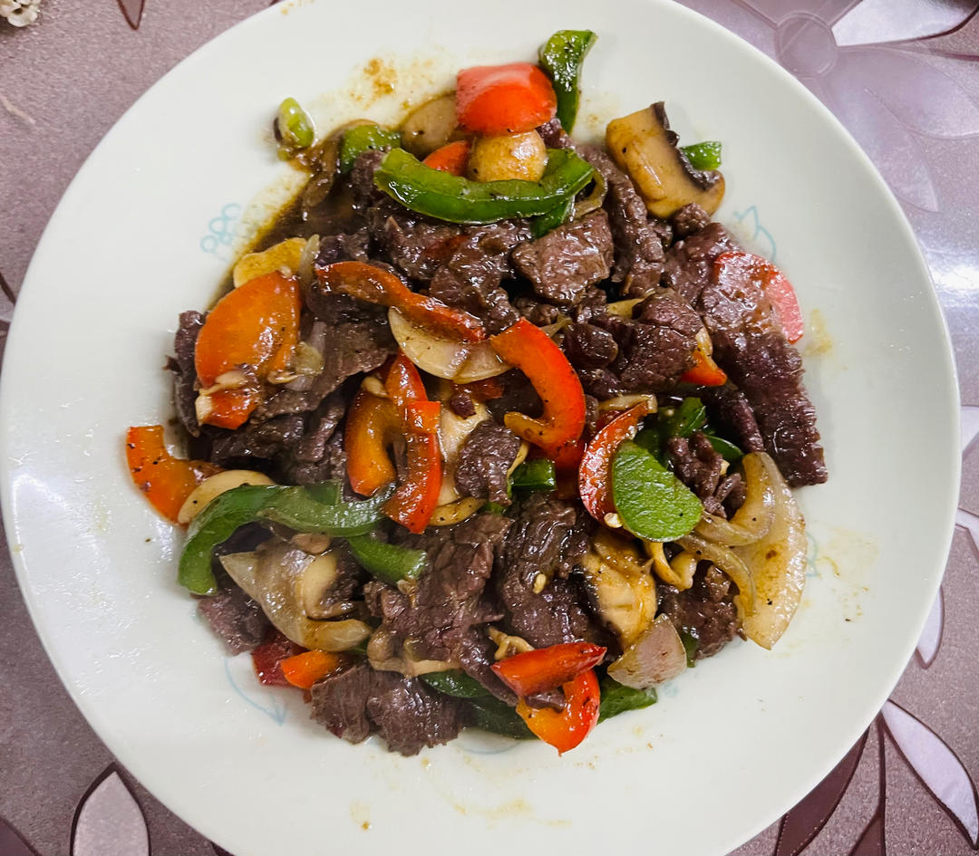 青椒洋葱炒牛肉丝